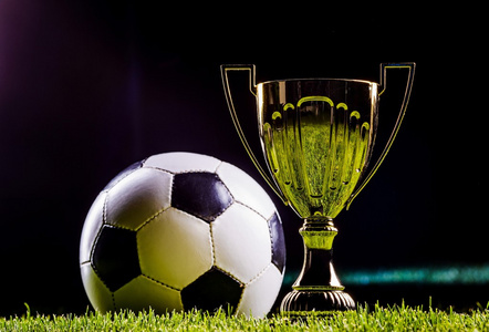 武磊连续三 武磊连续三