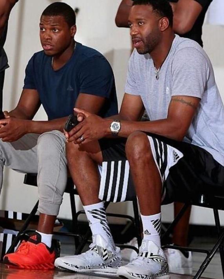 活塞年轻核 活塞年轻核