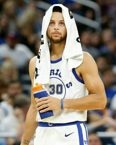 三角进攻将 三角进攻将